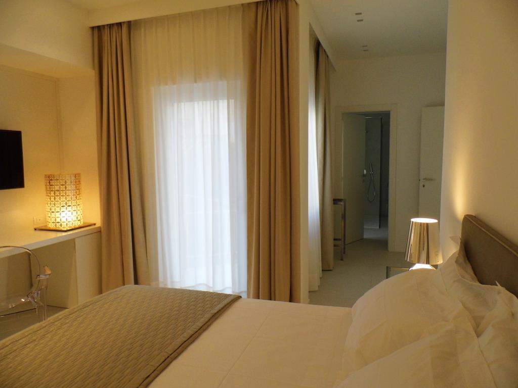 Siracusa Luxury Apartment Реджо ди Калабрия Стая снимка